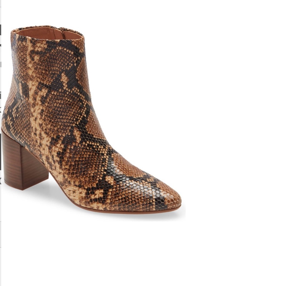 Immaculate madewell snakeskin booties - perfect soles and heel with inside zip